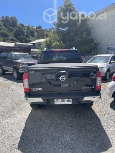 Nissan np300 le 4x4 2017