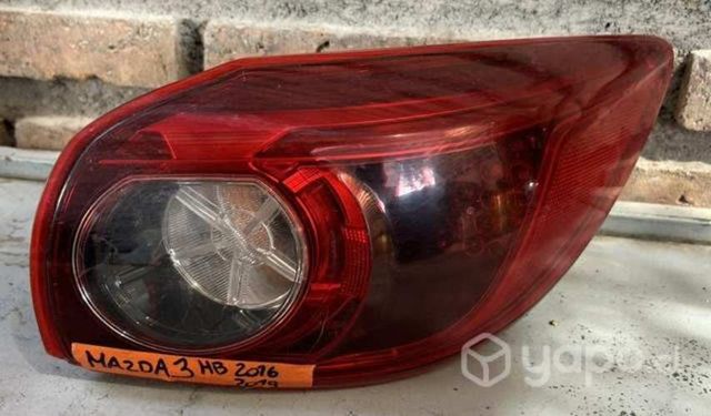 Foco traseroderecho Mazda 3 HB 2016/19 con detalle