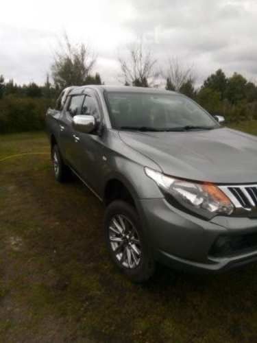 Vendo camioneta L200