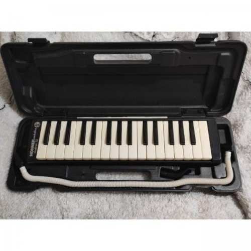 Melódica Hohner Student 32