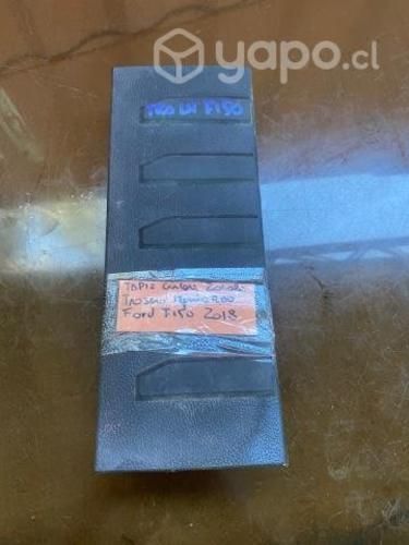 Tapiz cubre zocalo trasero izq Ford F150 2018