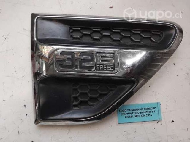 Logo Tapabarro Derecho (FRJ080) Ford Ranger 3.2