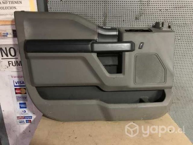 Tapiz puerta delantera izquierda Ford F150 2018