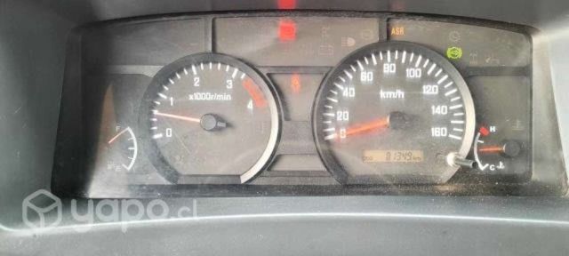 Camion marca Chevrolet modelo 816 año 2021