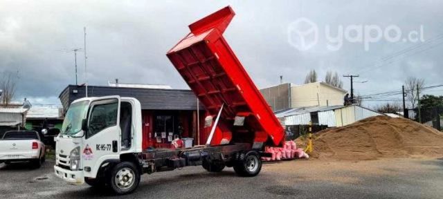 Camion marca Chevrolet modelo 816 año 2021