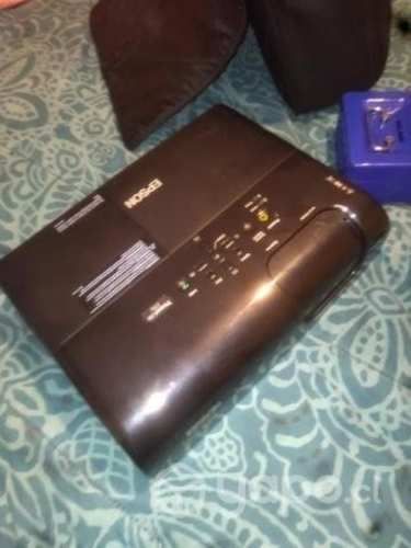 Proyector Epson 77c