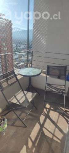 Sillas y mesa de balcón