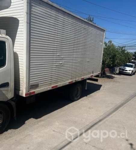 Vendo camión HINO XZU 7.5