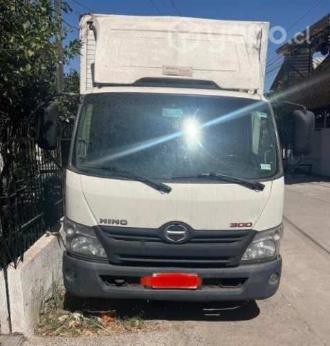 Vendo camión HINO XZU 7.5