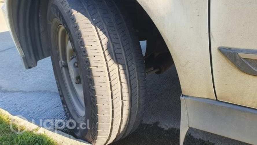 4 neumáticos wrangler por no uso