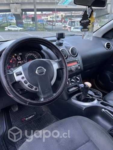 Nissan qashqai 2014