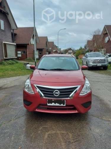 Nissan versa 2017