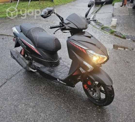 Moto scooter marca Wangye 150 cc