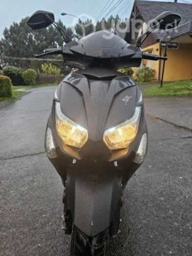 Moto scooter marca Wangye 150 cc