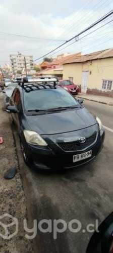 Vendo Toyota Yaris 2012