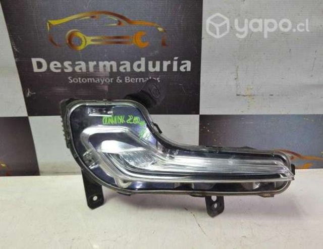 Neblinero Onix 2020 a 2024 / sedan / Rs Rh 2.1