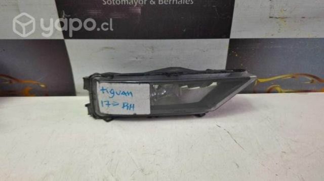 Neblinero Tiguan 2017 a 2024 Rh 2.1