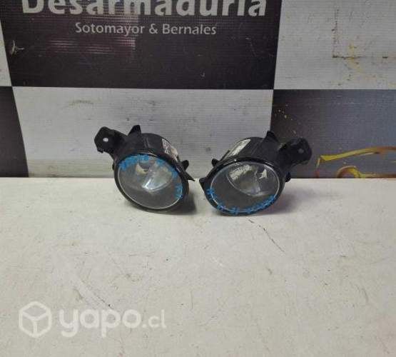 Neblinero Versa 2012 a 2019 Rh/Lh 2.1