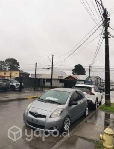 Vendo Toyota yaris 2009