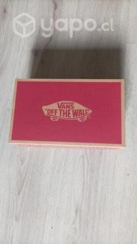 Zapatillas Vans Doheny (triple white)