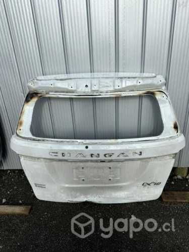 Portalón changan cx70