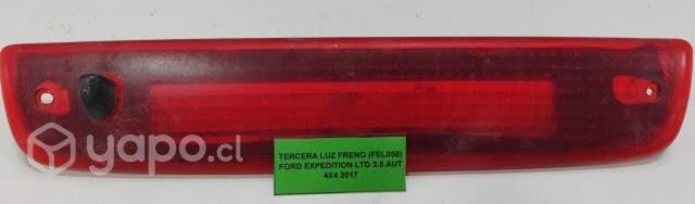 Tercera Luz Freno (FEL058) Ford Expedition LTD 3.5
