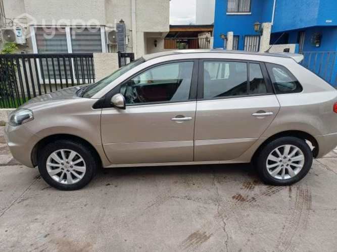 Vendo koleos 2015 excelente estado al día