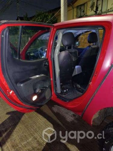 Mitsubishi l200 2014