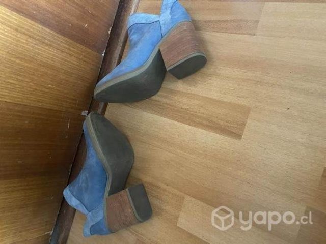 Botas marca mossa