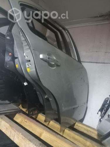Puerta trasera derecha suzuki sx4 sedan 2012