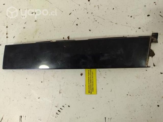 Moldura Exterior Pta del der (FFC051) Ford Focus