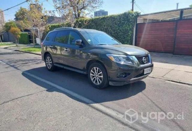 Nissan Pathfinder EXELENTE