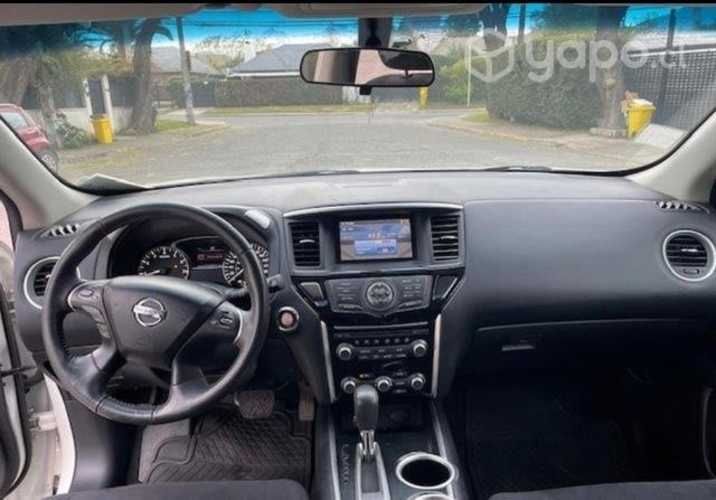 Nissan Pathfinder EXELENTE