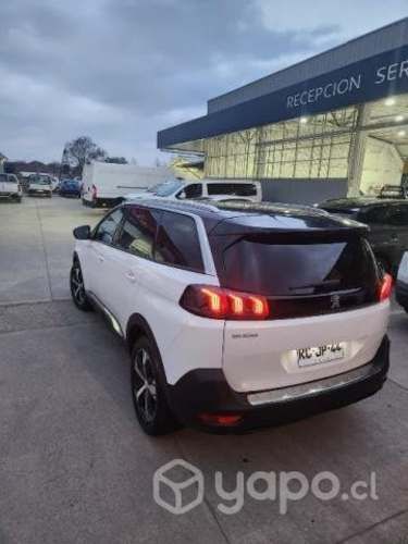 Vendo peugeot 5008 allure 1,5 aut, diesel, año2022