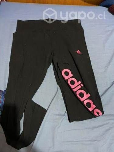 Lote de ropa y accesorios