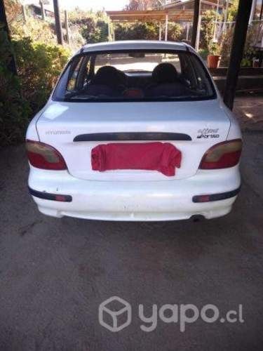 Hyundai accent 2000