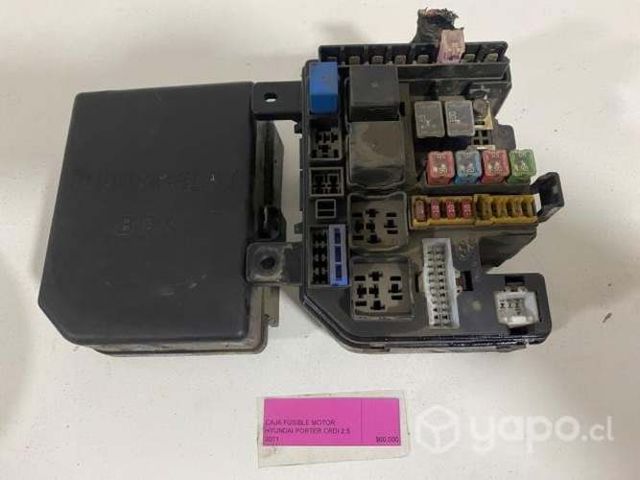 Caja fusible con relay motor Porter CRDI 2011