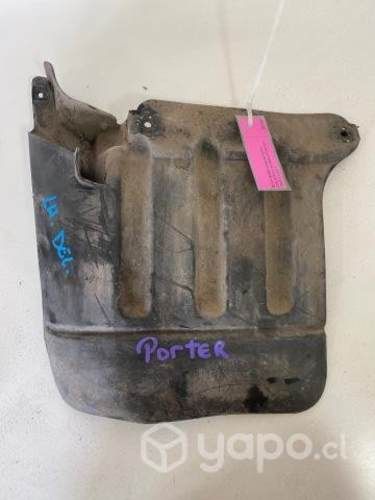 Bota barro delantero izq Hyundai Porter CRDI 2011