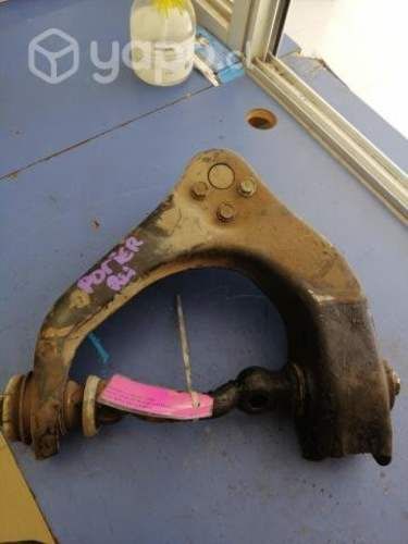 Bandeja delantera superior der Hyundai Porter 2011