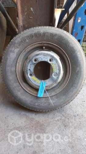 Llanta con neumatico tras aro 12 (hyp157) porter