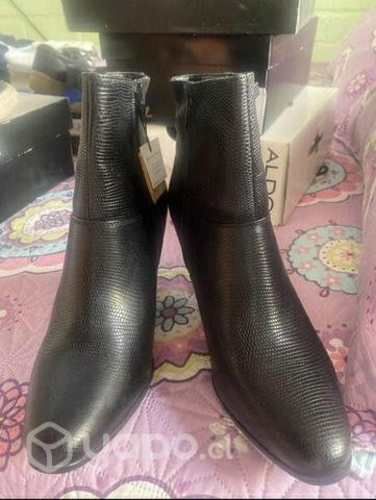 Botín Bruno Rossi Cuero Talla 38