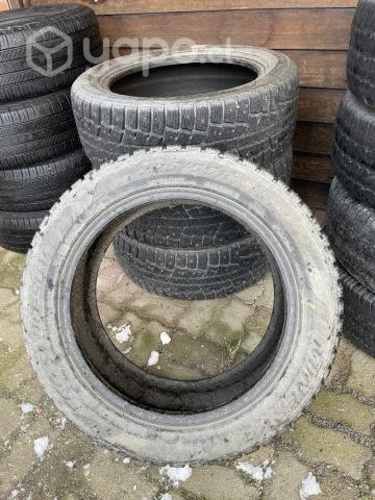 2 pares de Neumáticos con clavo