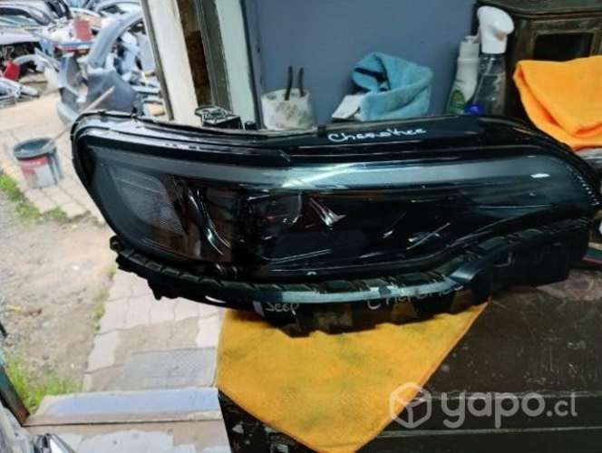Óptico derecho Jeep New Cherokee impecable