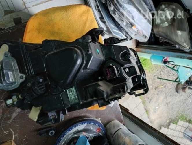 Óptico izquierdo AUDI Q2 ORIGINAL