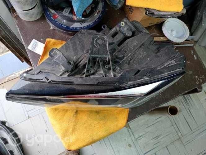 Óptico izquierdo AUDI Q2 ORIGINAL