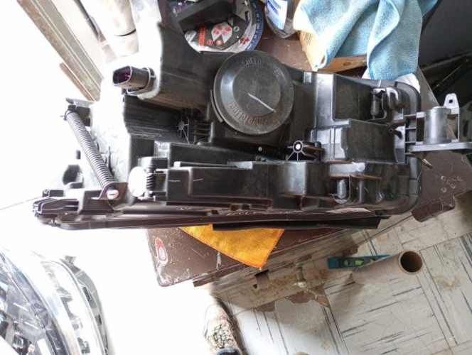 Óptico derecho Volkswagen Atlas 2018 impecab