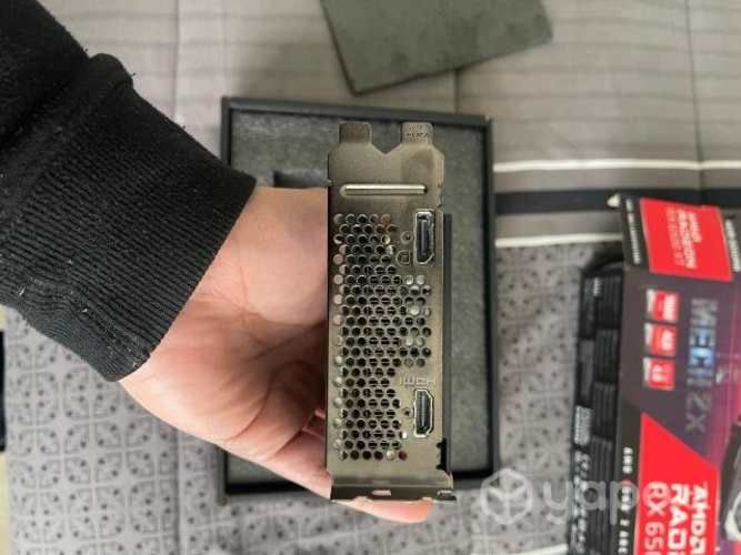 Tarjeta grafica AMD radeon 4GB