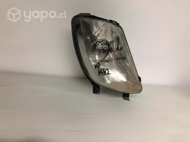 Neblinero rh peugeot 