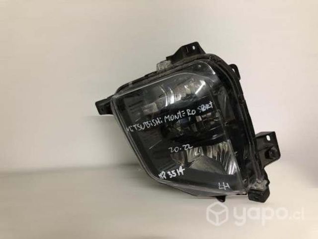 Neblinero lh mitsubishi montero sport 2020-2022