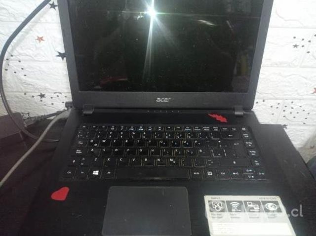 Notebook Acer Aspire A314-31 N17Q4 2 años de uso con caragdor universal